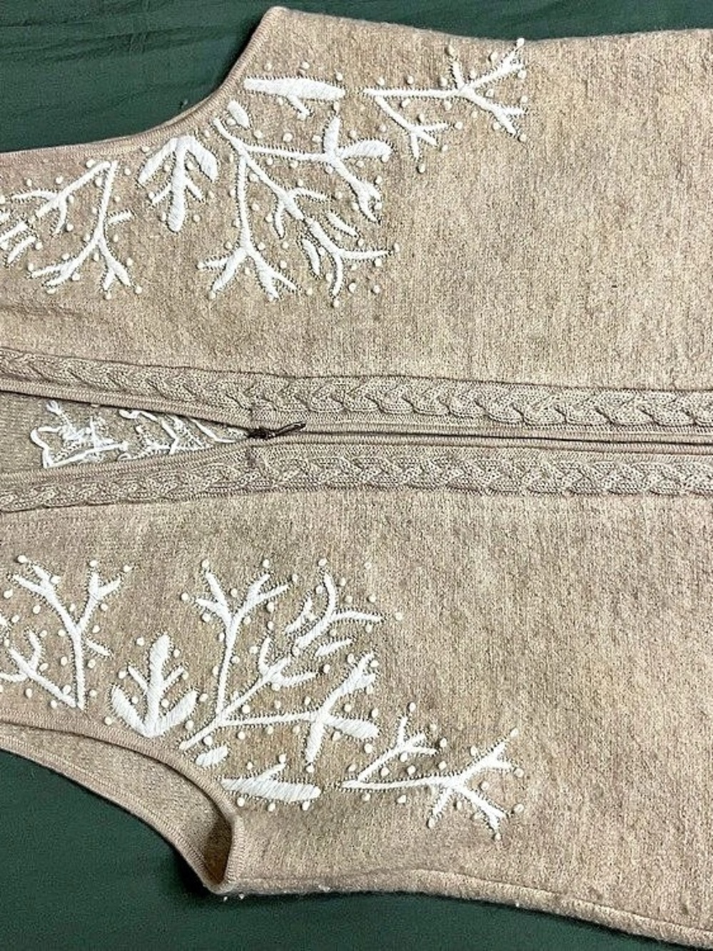 Coldwater Creek Snowflake Embroidered Wool Zip Vest Brown Large